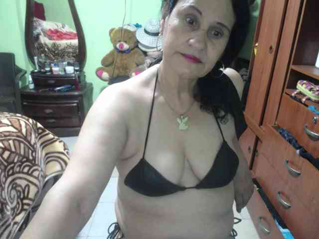 jazmin-mature webcam