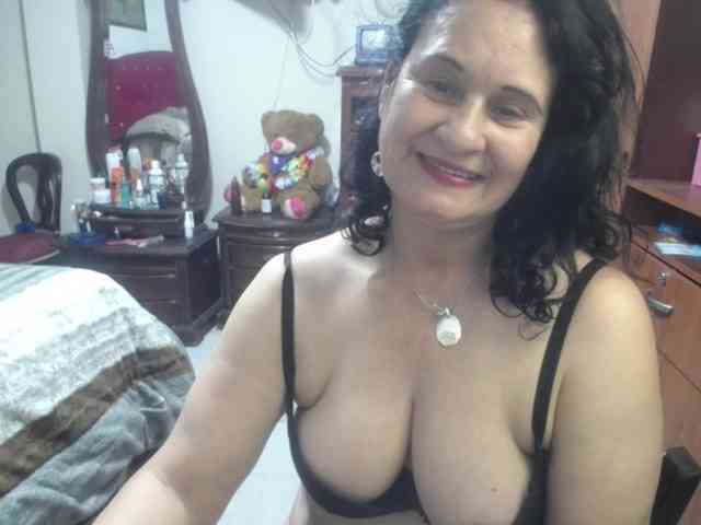 jazmin-mature webcam