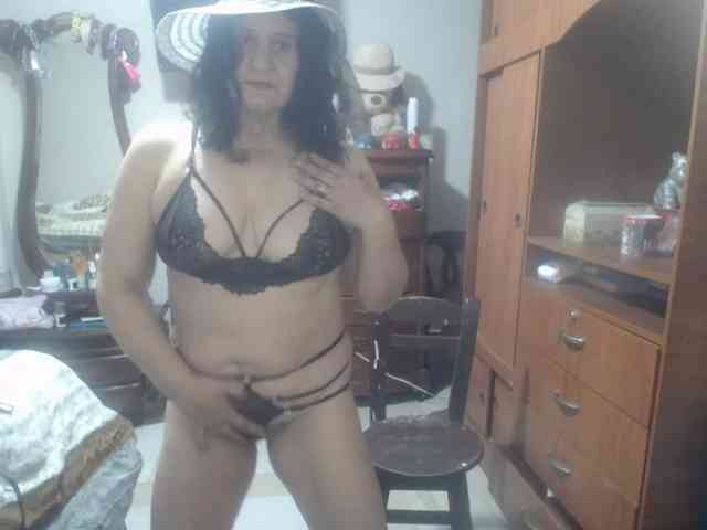 jazmin-mature webcam