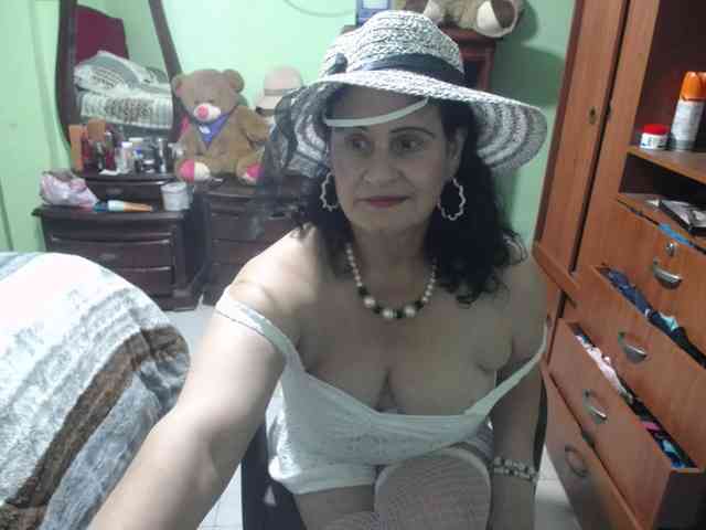 free adult chatroom Jazmin-mature