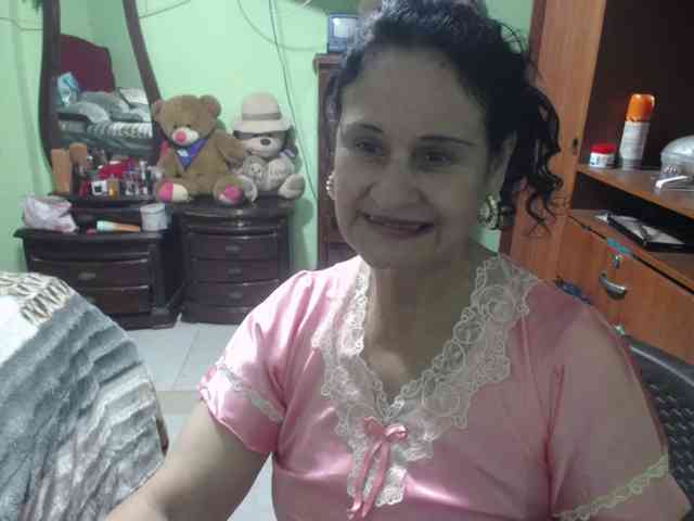 jazmin-mature webcam