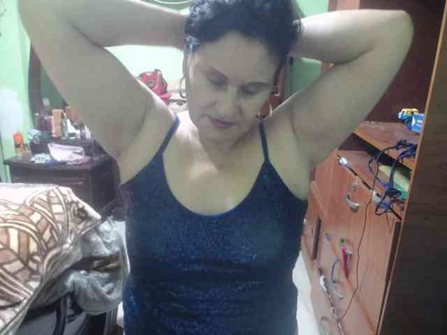 jazmin-mature webcam