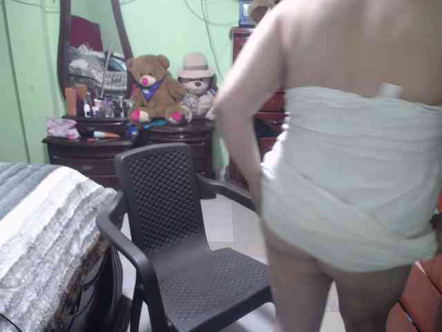 jazmin-mature webcam