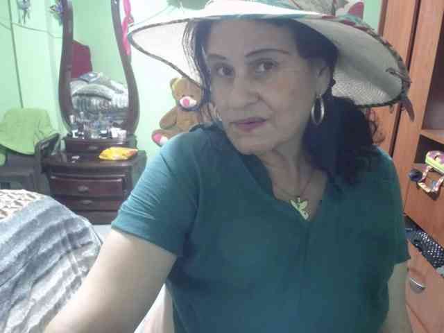 jazmin-mature webcam
