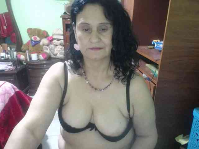 jazmin-mature webcam