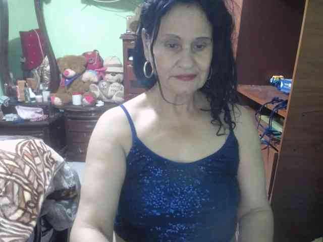 jazmin-mature webcam