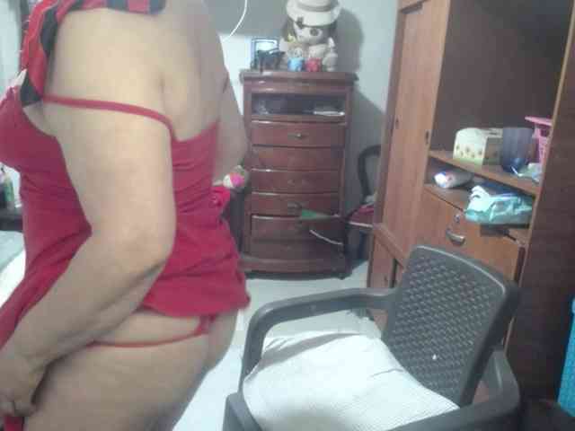 jazmin-mature webcam