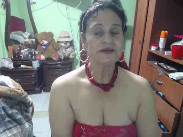 jazmin-mature webcam