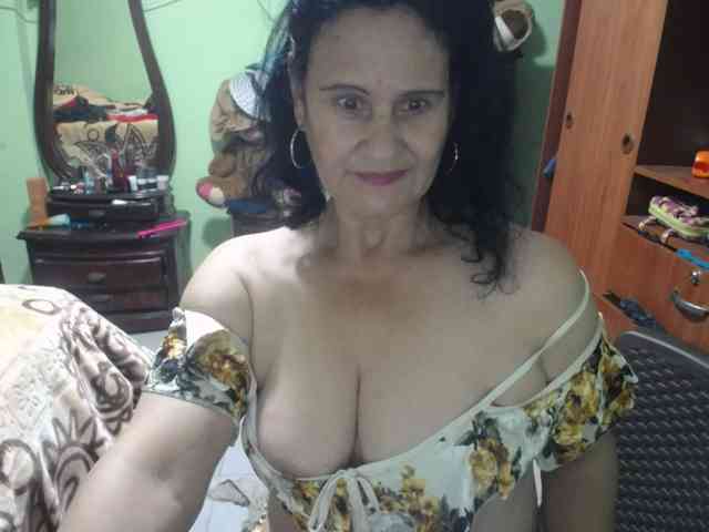 jazmin-mature webcam