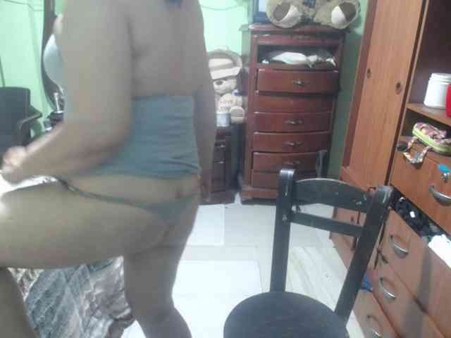 jazmin-mature webcam