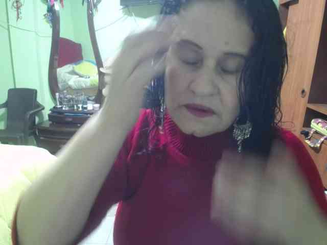 jazmin-mature webcam