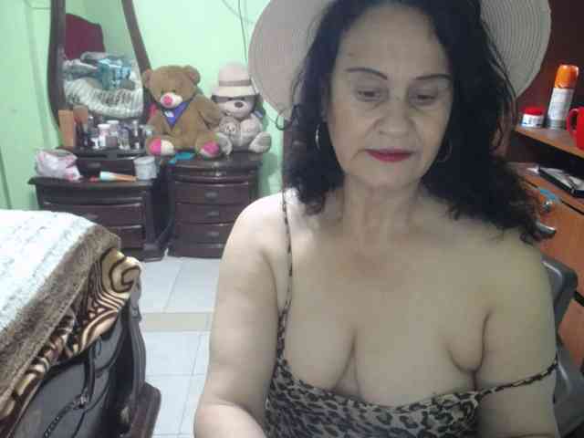 jazmin-mature webcam