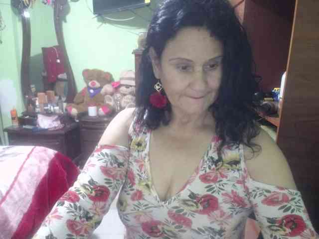 jazmin-mature webcam