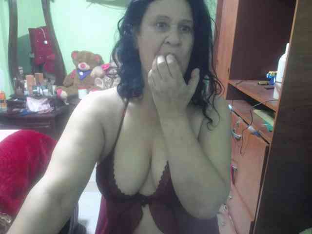 jazmin-mature webcam