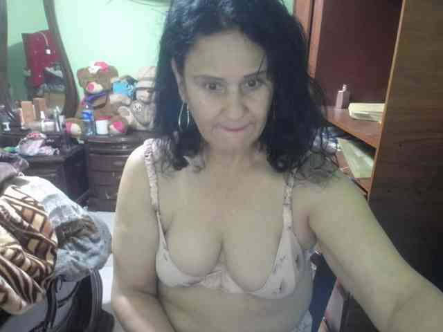 jazmin-mature webcam