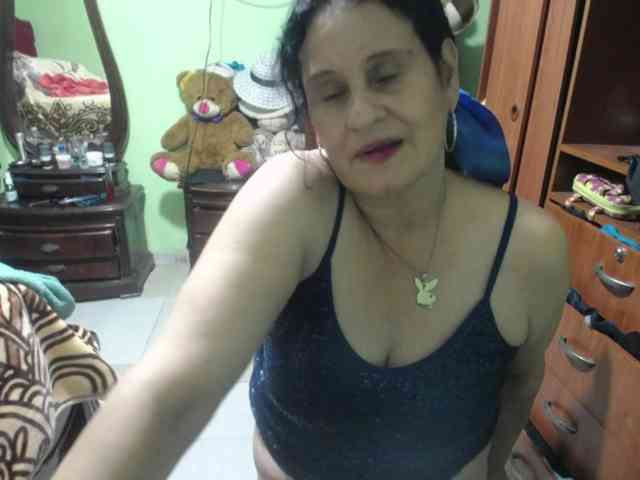 jazmin-mature webcam