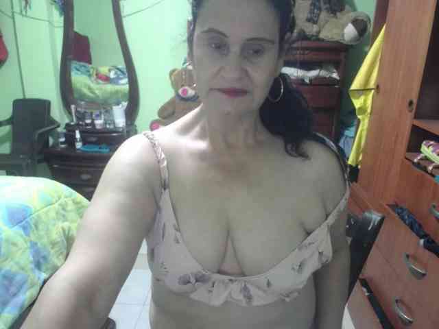 jazmin-mature webcam