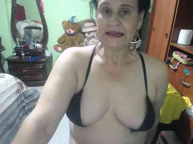 jazmin-mature webcam