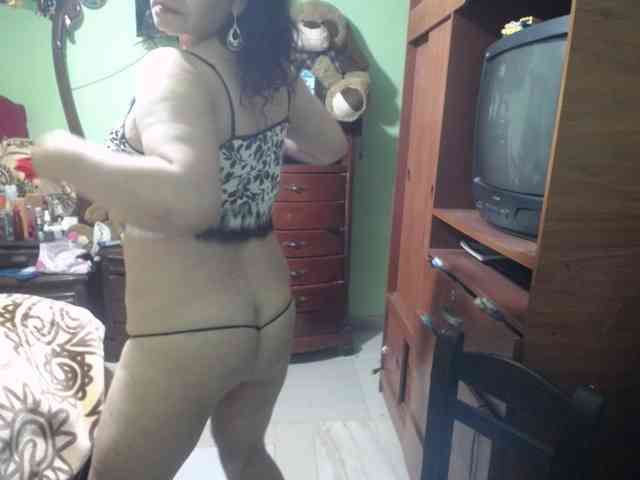 jazmin-mature webcam