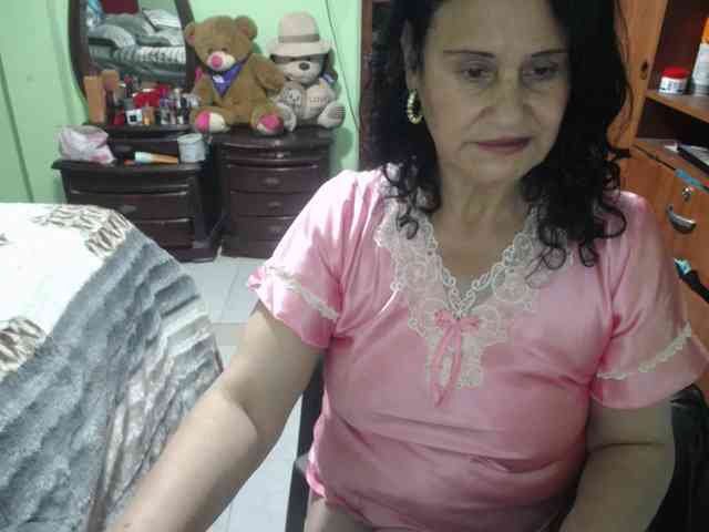jazmin-mature webcam