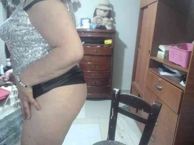 jazmin-mature webcam