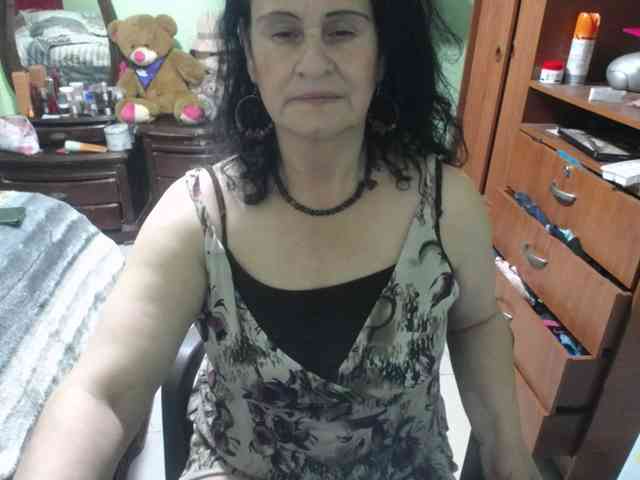 jazmin-mature webcam