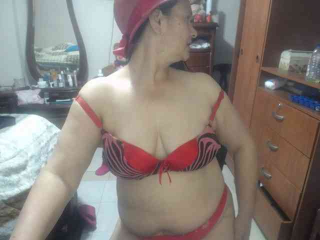 jazmin-mature webcam