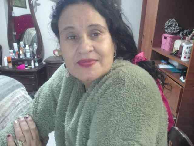 jazmin-mature webcam