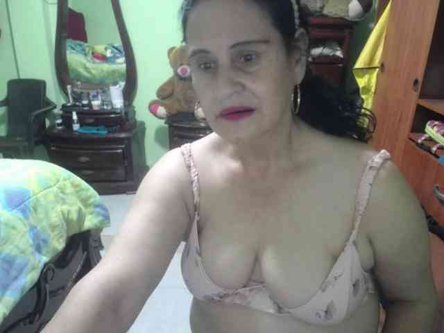 jazmin-mature webcam