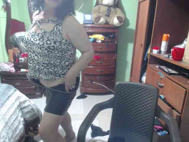 jazmin-mature webcam