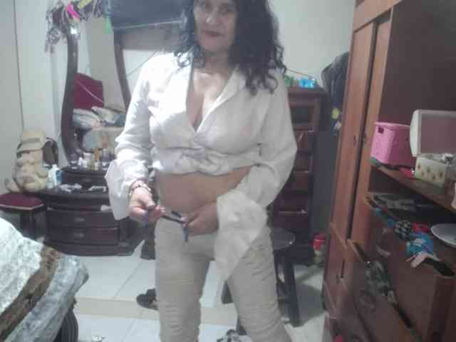 jazmin-mature jazmin-mature