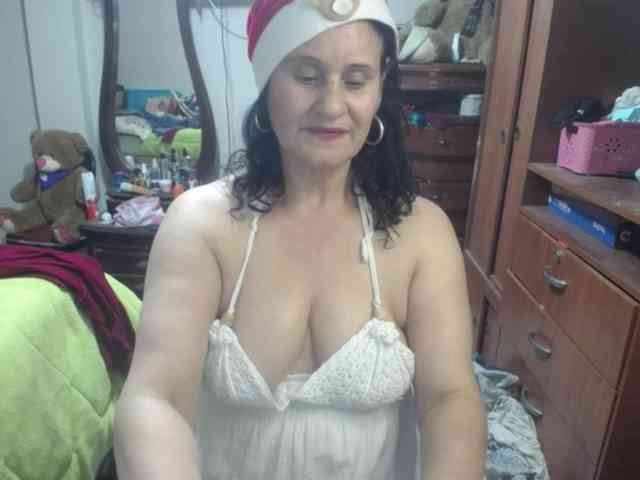 jazmin-mature webcam