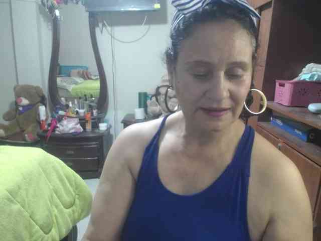 jazmin-mature webcam