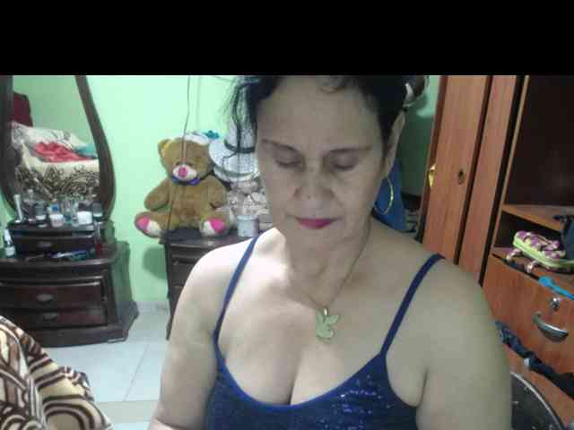 jazmin-mature webcam