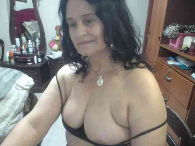 jazmin-mature webcam