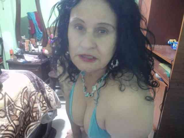 jazmin-mature webcam