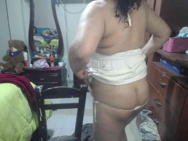 jazmin-mature webcam