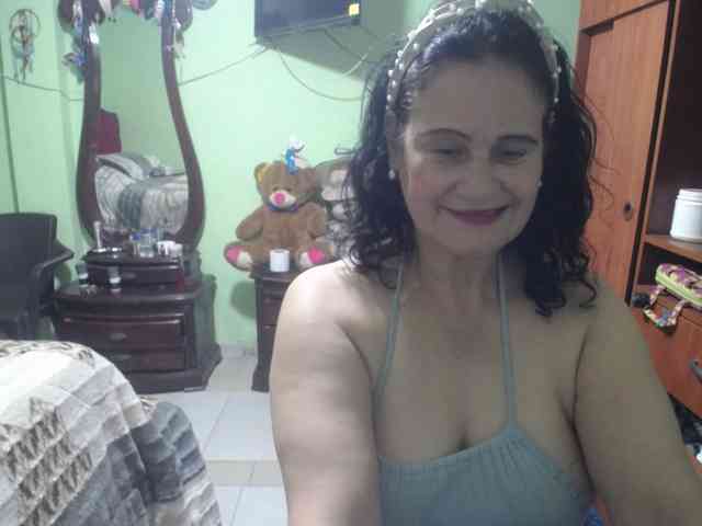 jazmin-mature webcam
