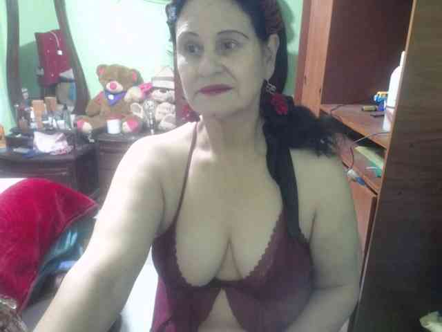 jazmin-mature webcam