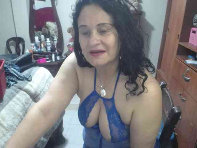jazmin-mature webcam