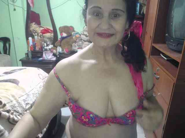 jazmin-mature webcam