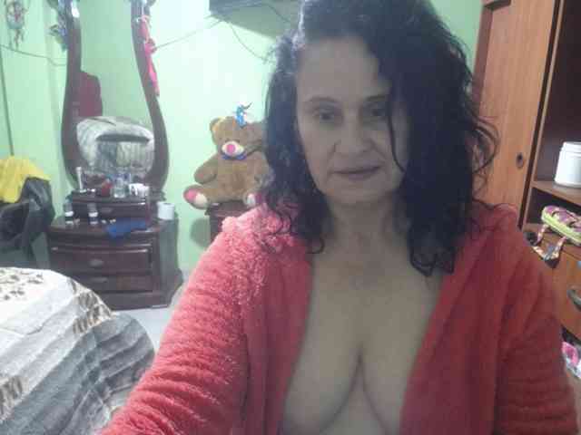 jazmin-mature webcam