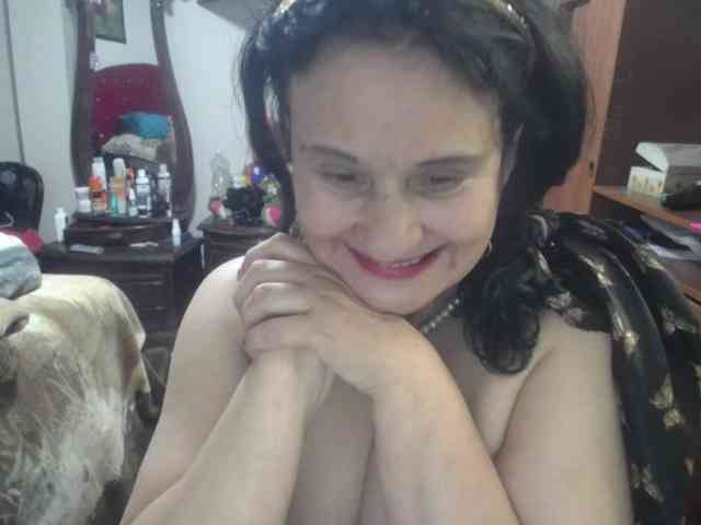 jazmin-mature webcam