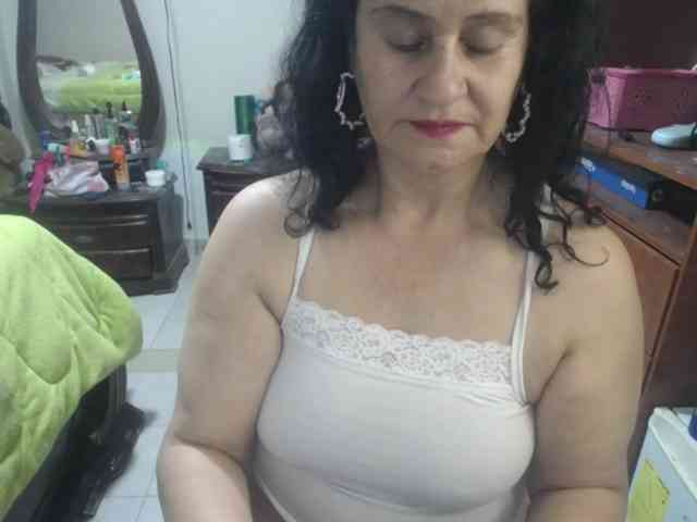 jazmin-mature webcam