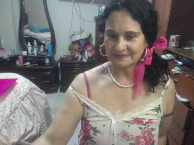 jazmin-mature webcam