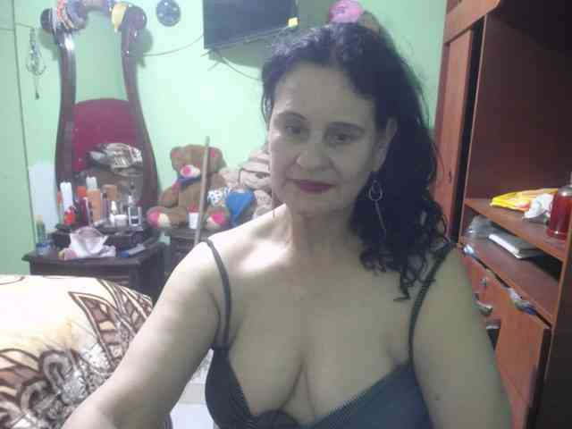 jazmin-mature webcam