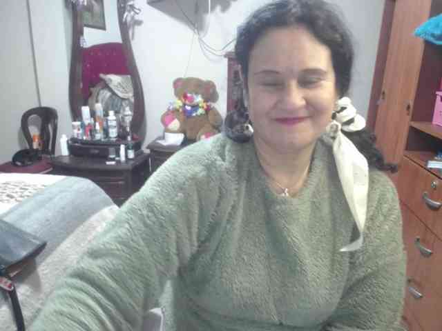 jazmin-mature webcam