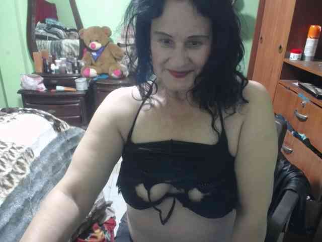 jazmin-mature webcam