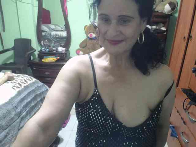 jazmin-mature webcam