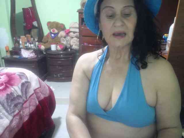 jazmin-mature webcam